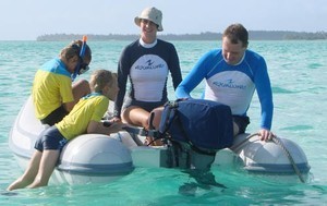 Many families travel the Coconut Milk Run with children © BW Media